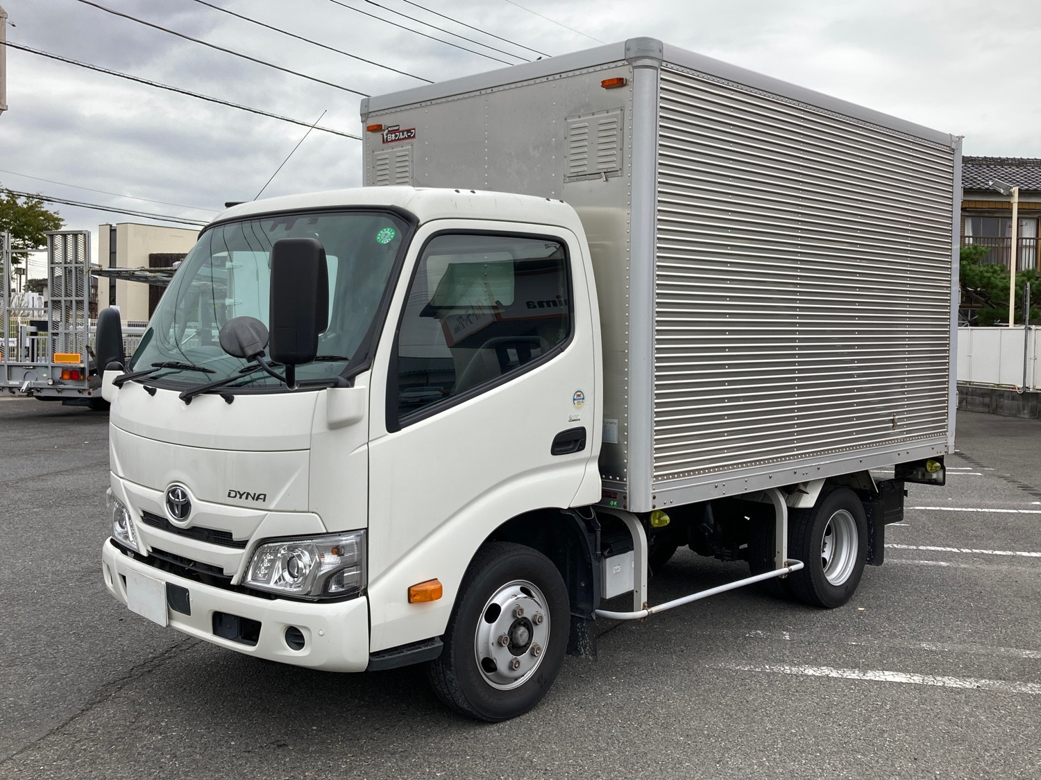 トヨタ ダイナ 2RG-XZC605(2WD)の写真1
