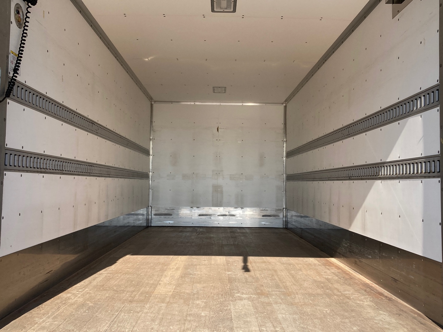 三菱 キャンター 2PG-FEB80(2WD)の写真8