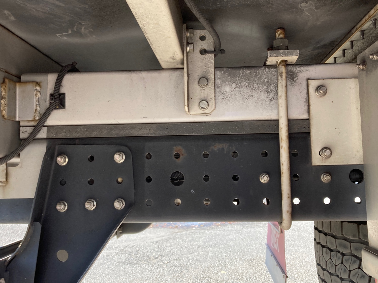 三菱 キャンター 2PG-FEB80(2WD)の写真13