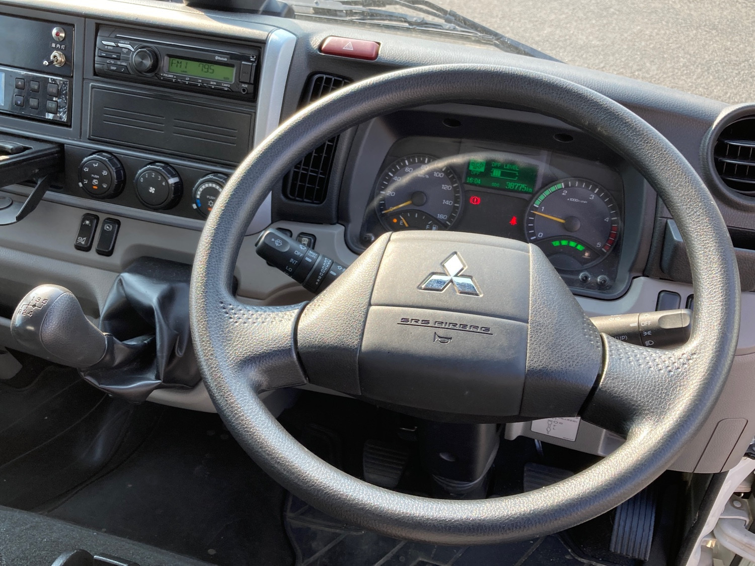 三菱 キャンター 2RG-FBAV0(2WD)の写真18