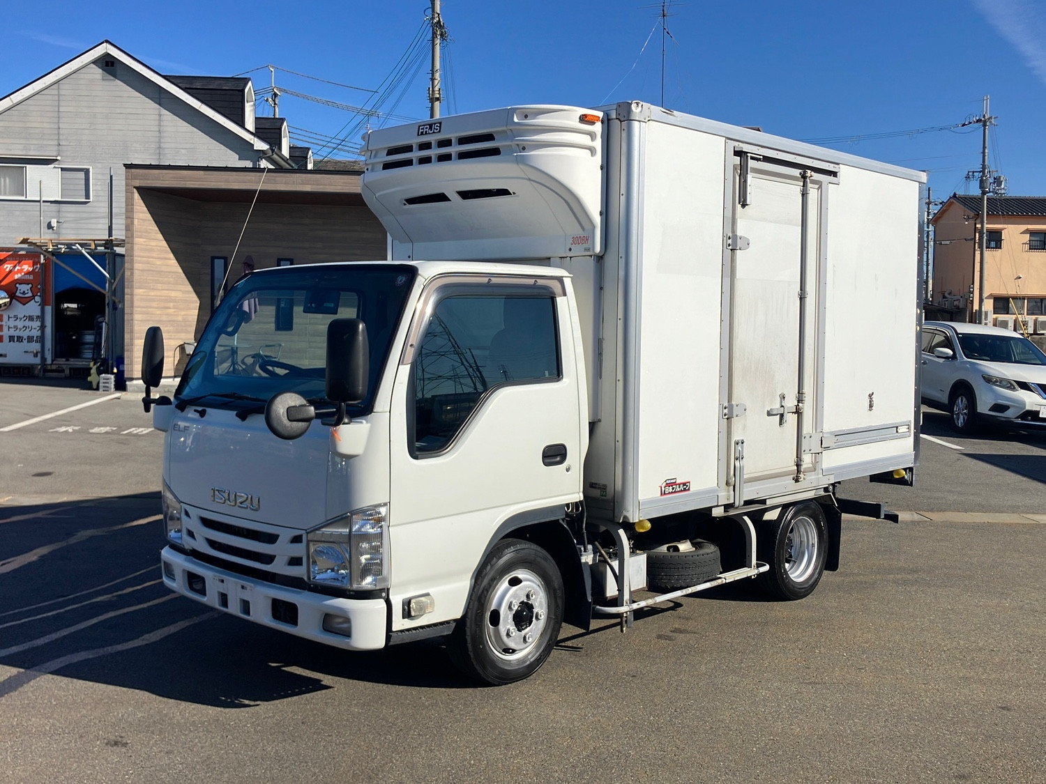 いすゞ エルフ TRG-NJR85AN(2WD)｜中古トラックなら【トラック市】
