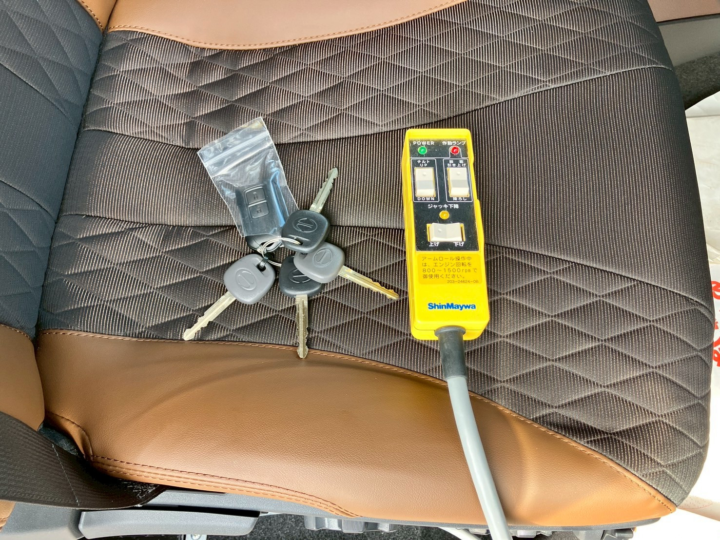 日野 プロフィア 2DG-FS1AHE(6x4)の写真18