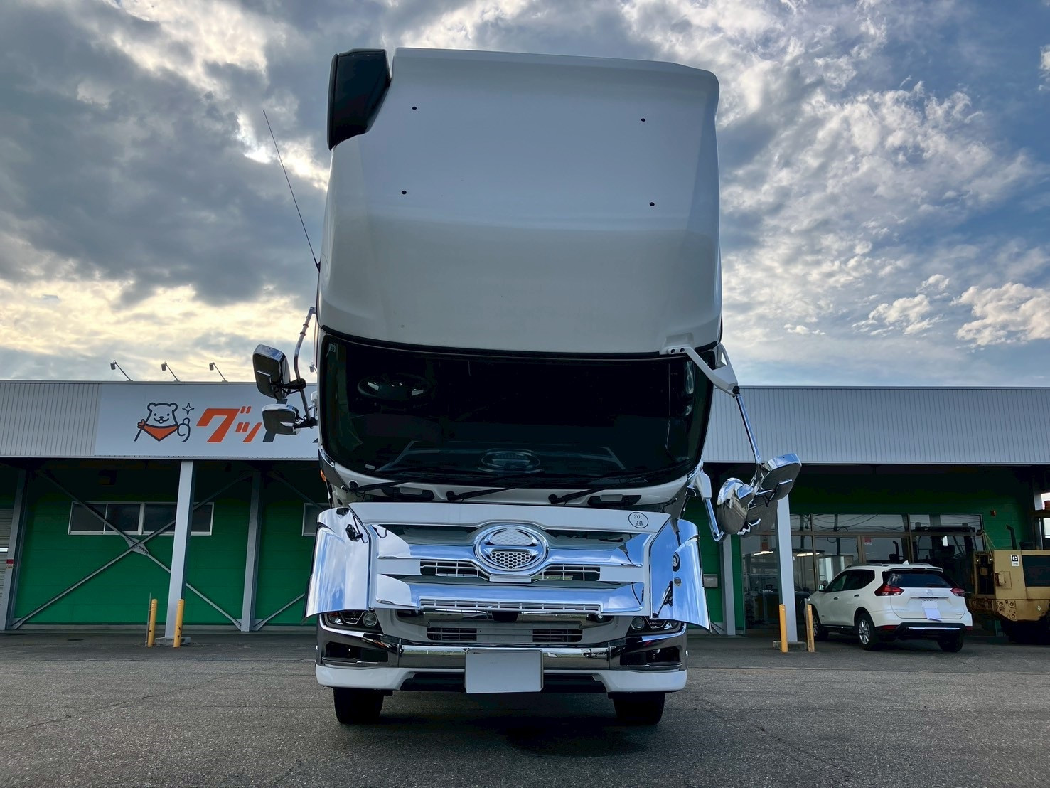 日野 プロフィア 2DG-FS1AHE(6x4)の写真20