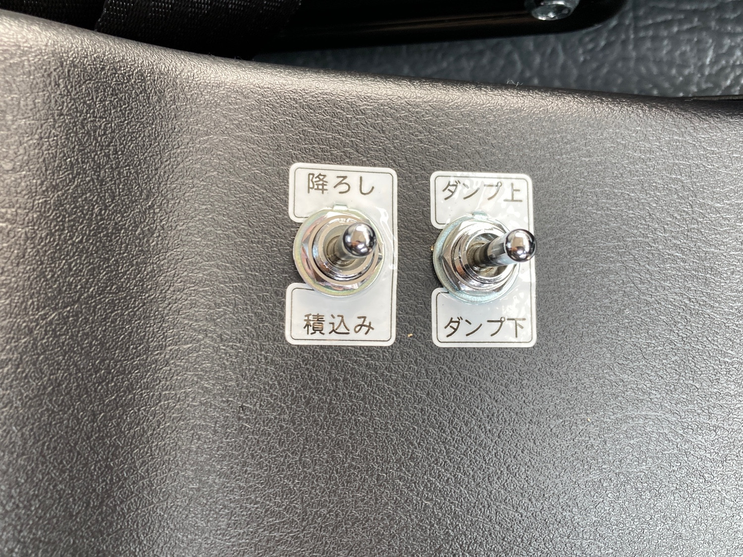 三菱 ファイター 2KG-FK72F(2WD)の写真19