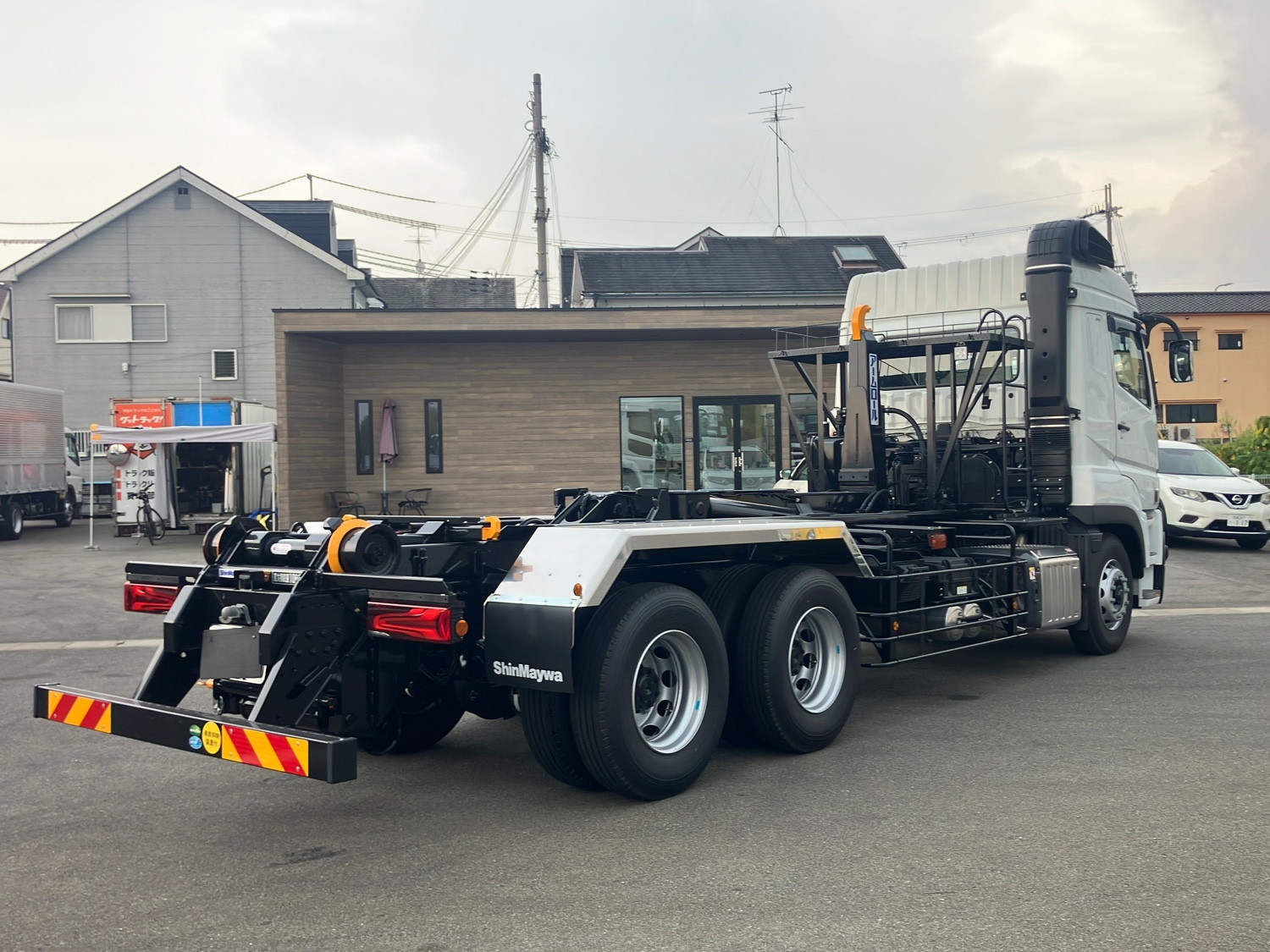 三菱 スーパーグレート 2PG-FV80HY(6x4)の写真3