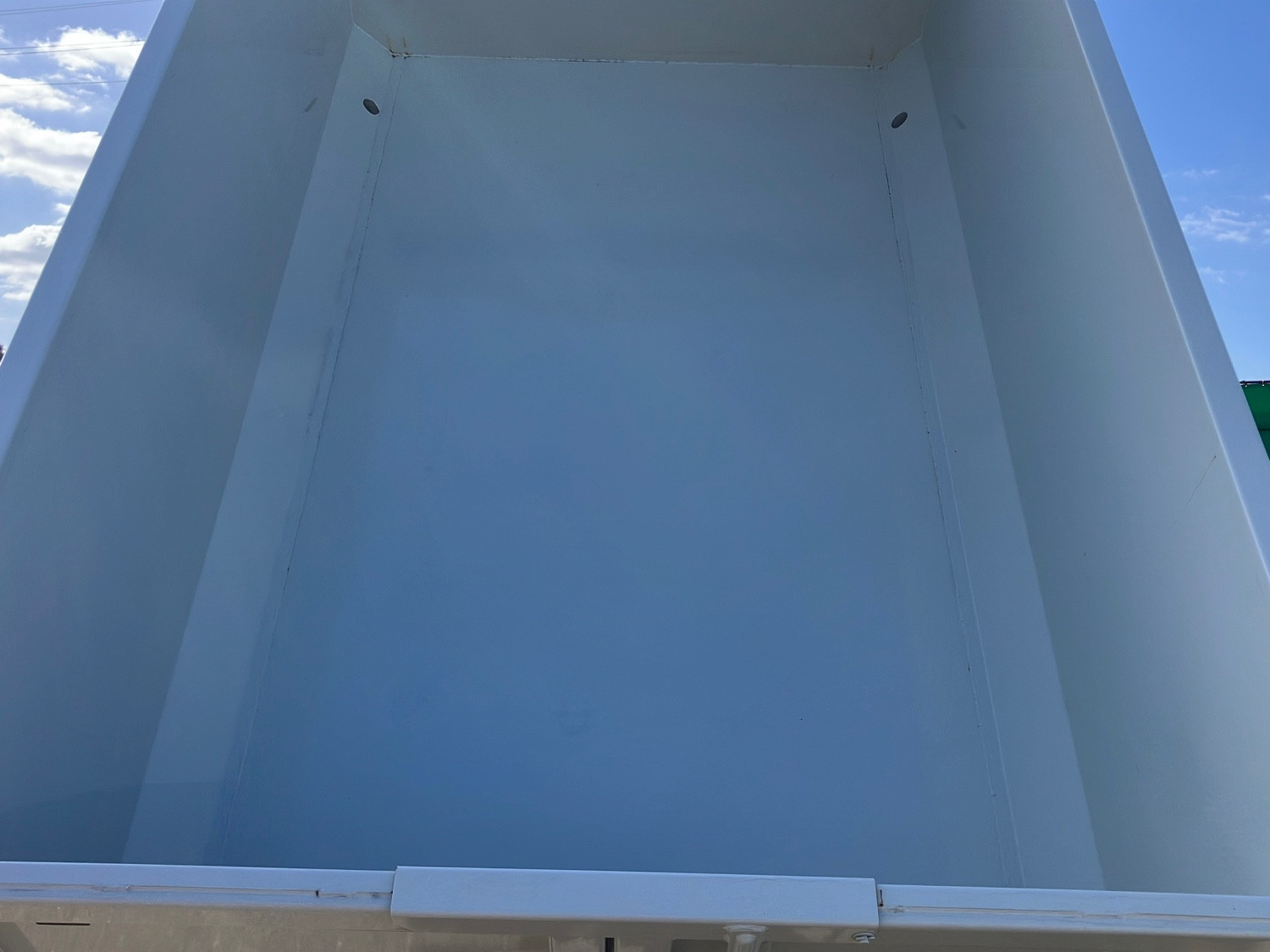 三菱 キャンター 2RG-FBAV0(2WD)の写真10