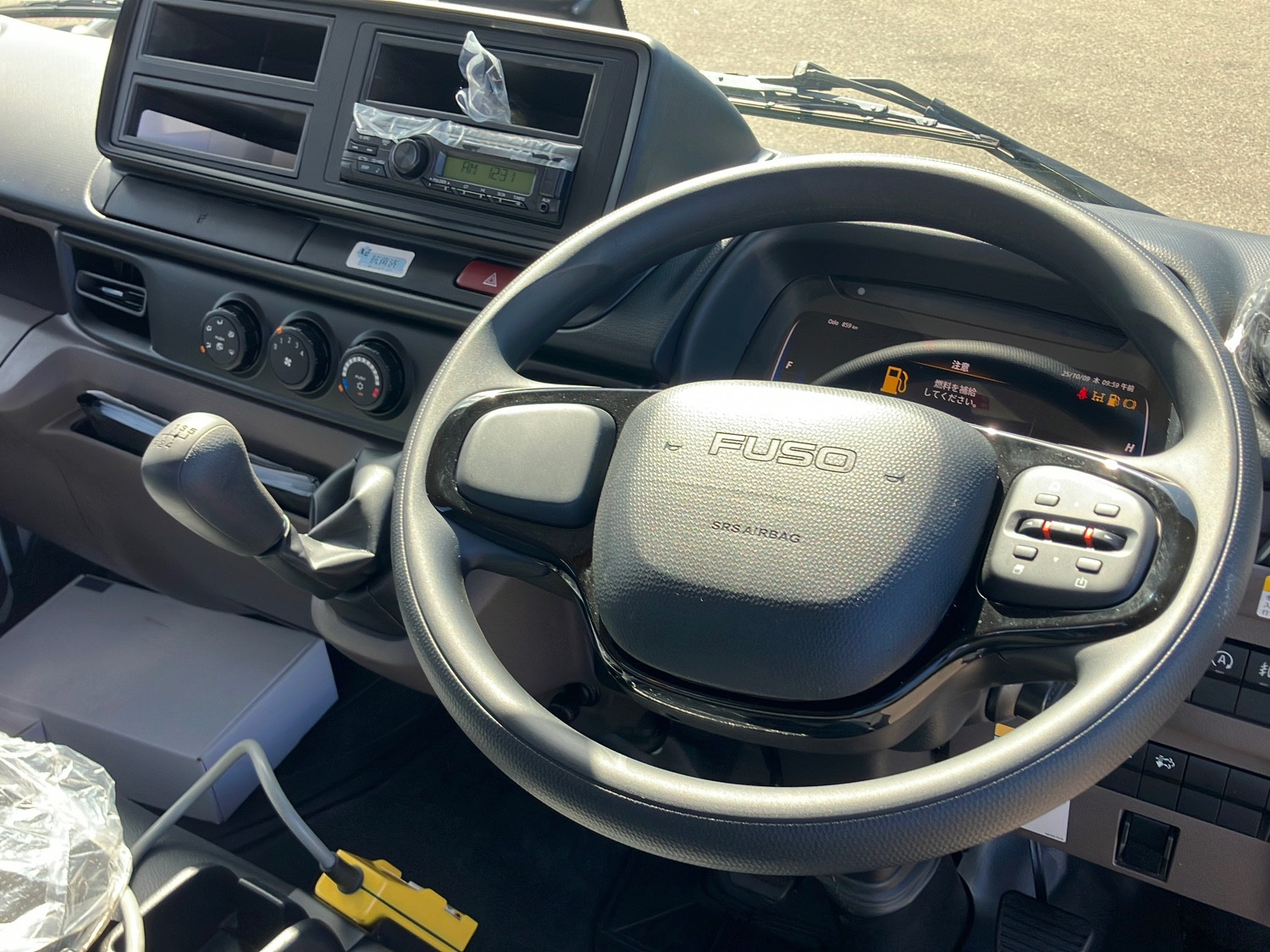 三菱 キャンター 2RG-FBAV0(2WD)の写真20