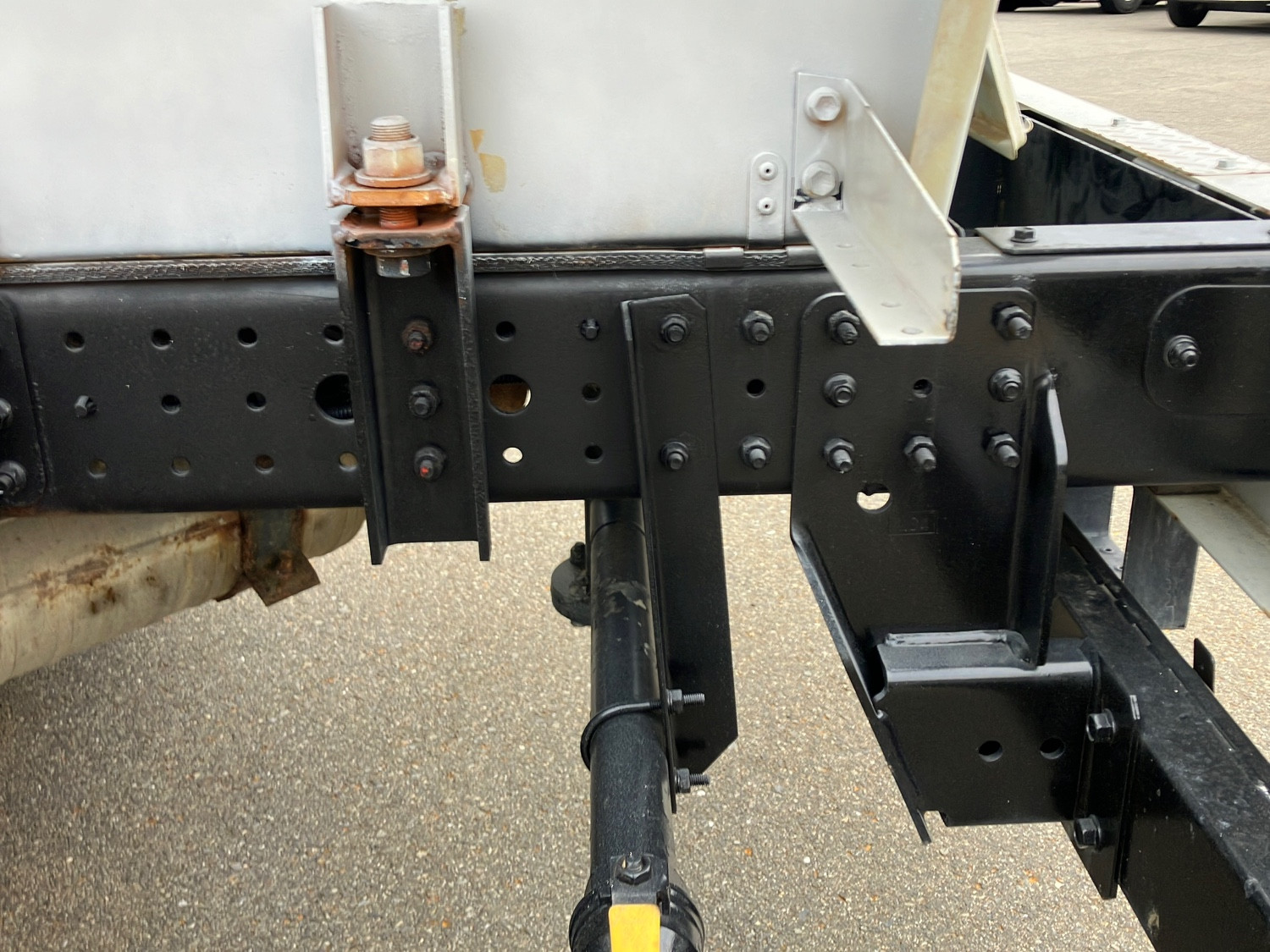 三菱 キャンター 2PG-FEB90(2WD)の写真13