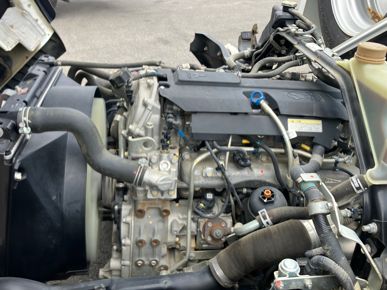 三菱 キャンター 2PG-FEB90(2WD)の写真16