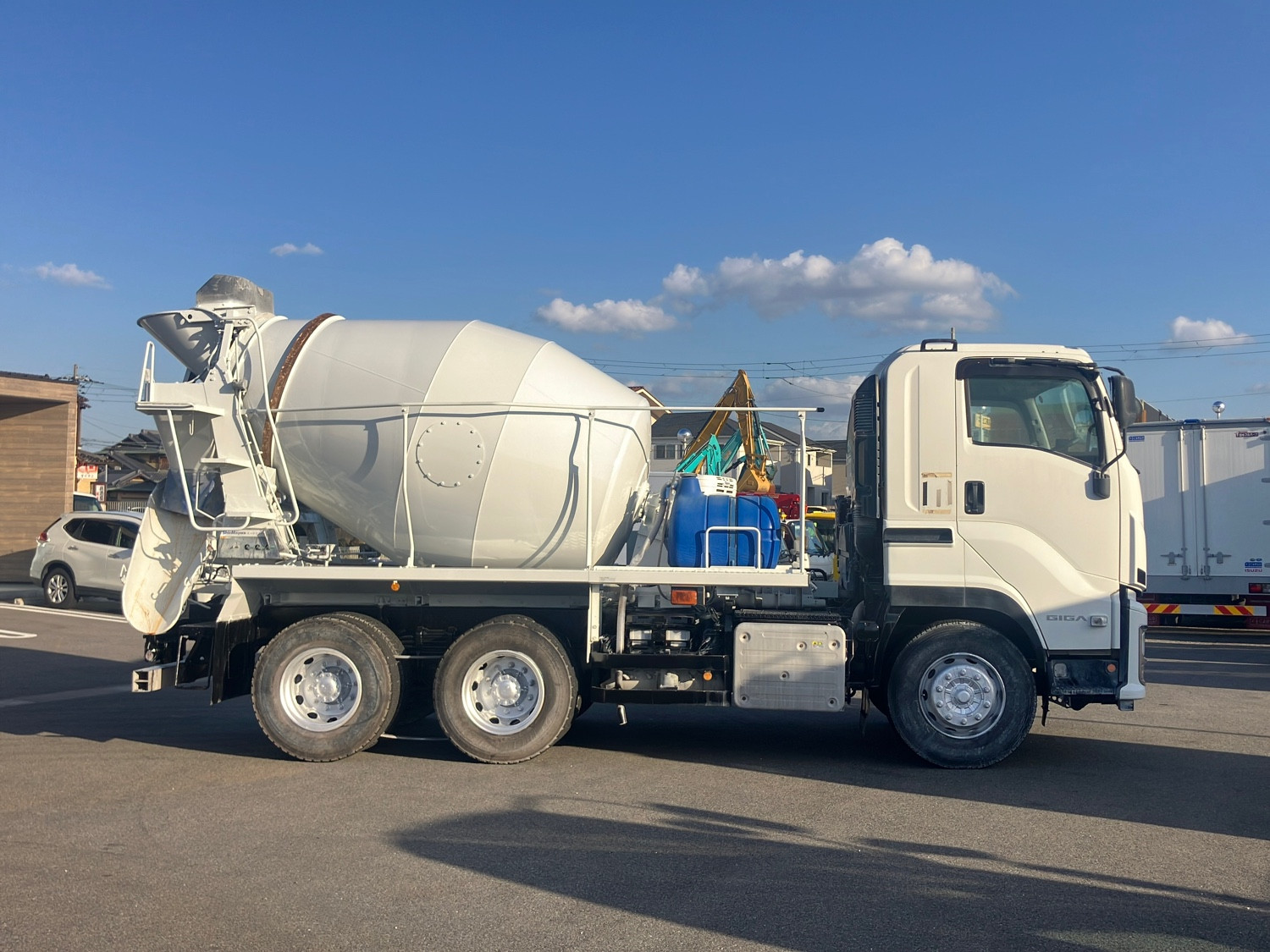 いすゞ ギガ 2KG-CXZ77CT(6x4)の写真6