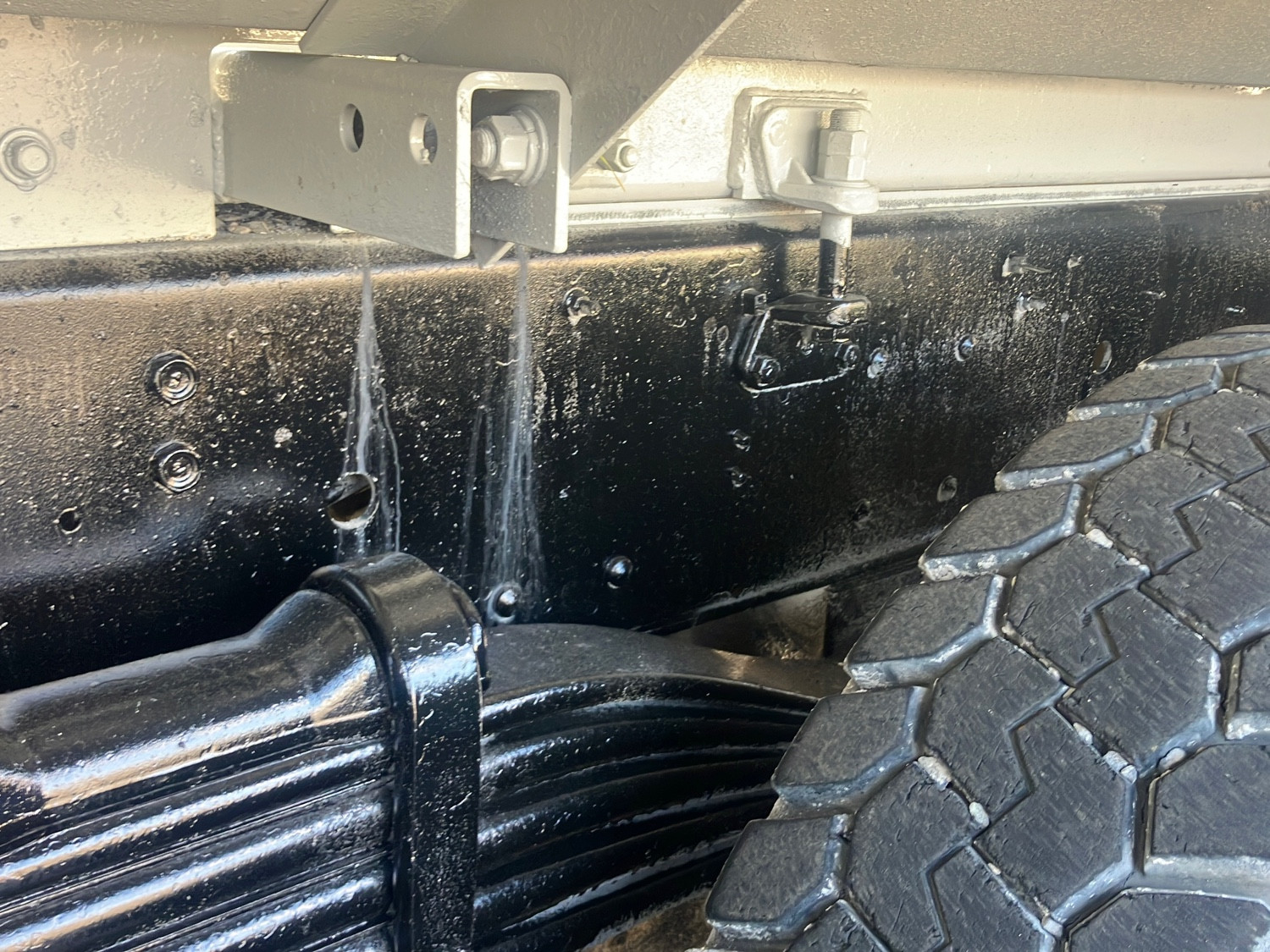 いすゞ ギガ 2KG-CXZ77CT(6x4)の写真14