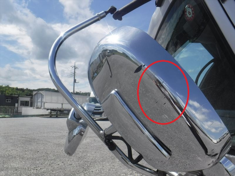 いすゞ フォワード 2RG-FRR90T2(2WD)の写真3