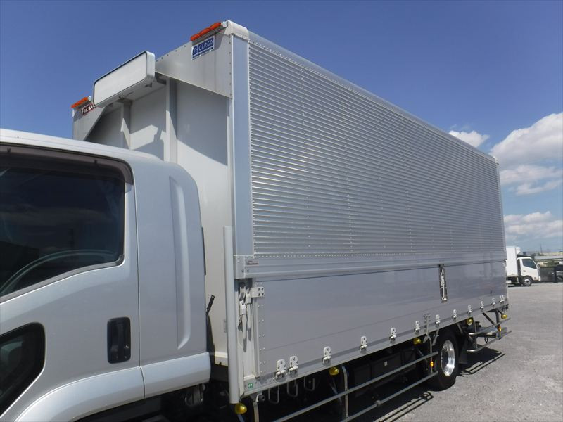 いすゞ フォワード 2RG-FRR90T2(2WD)の写真4