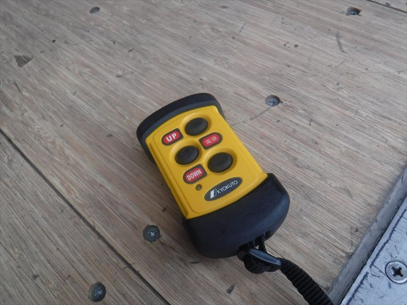 いすゞ フォワード 2RG-FRR90T2(2WD)の写真30