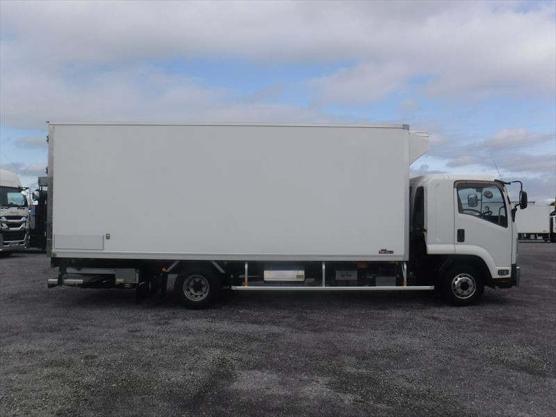 いすゞ フォワード TKG-FRR90T2(2WD)の写真13