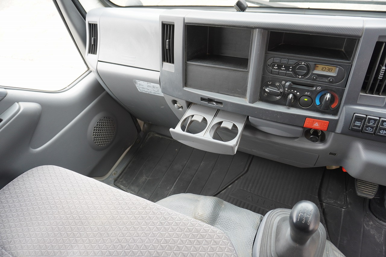日産 アトラス 2RG-AHR88A(2WD)の写真42