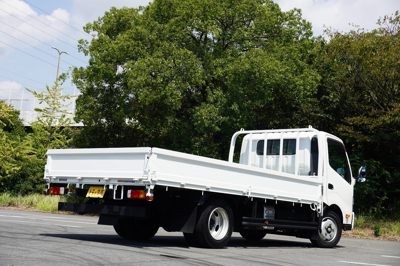 日野 デュトロ 2RG-XZU710M(2WD)の写真2