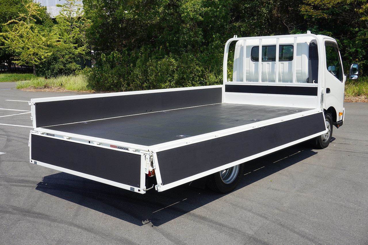 日野 デュトロ 2RG-XZU710M(2WD)の写真18