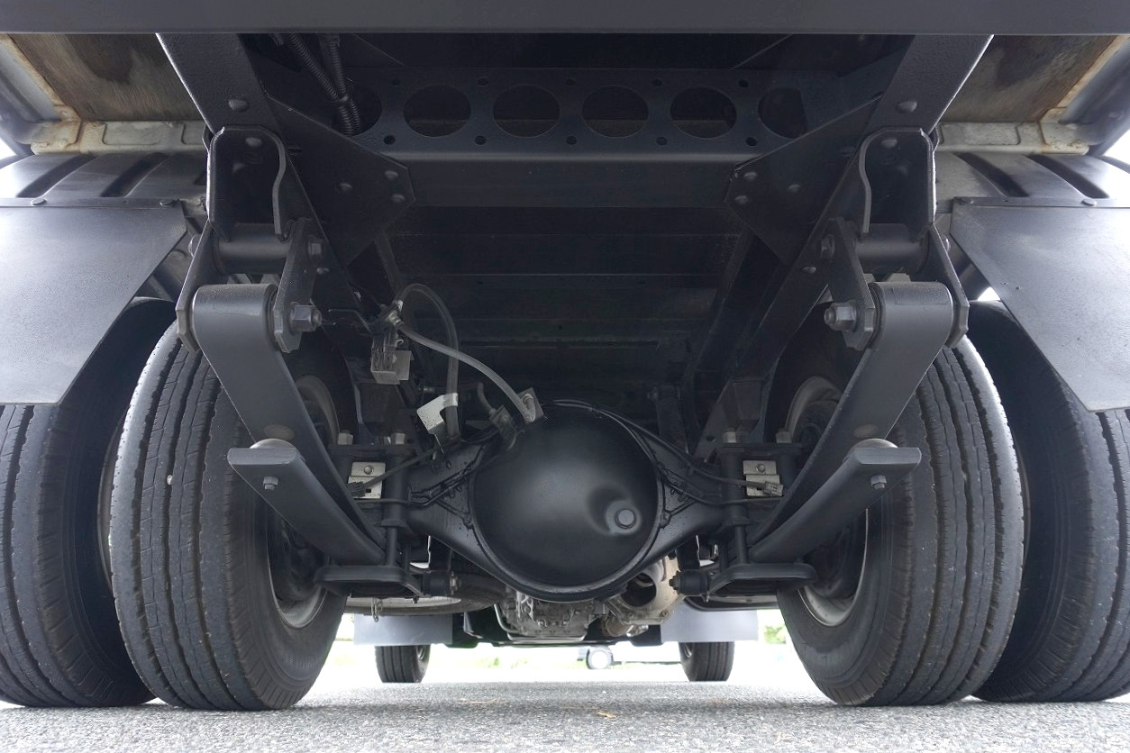 いすゞ エルフ TRG-NJR85A(2WD)の写真6