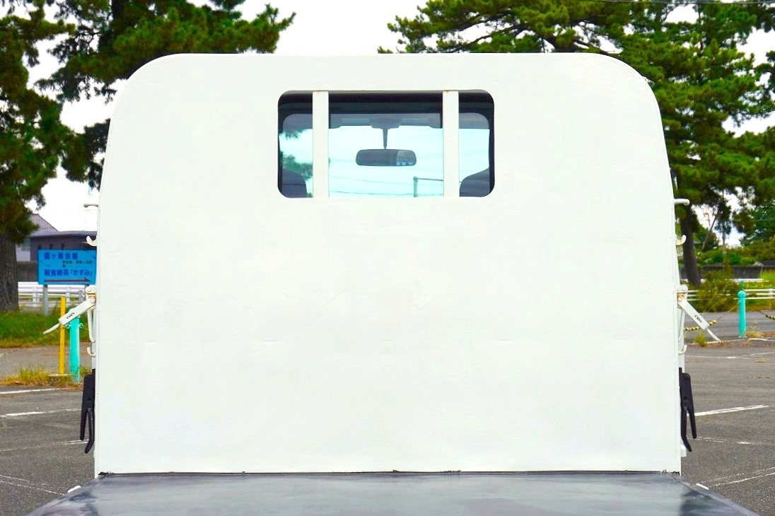 いすゞ エルフ TRG-NJR85A(2WD)の写真21