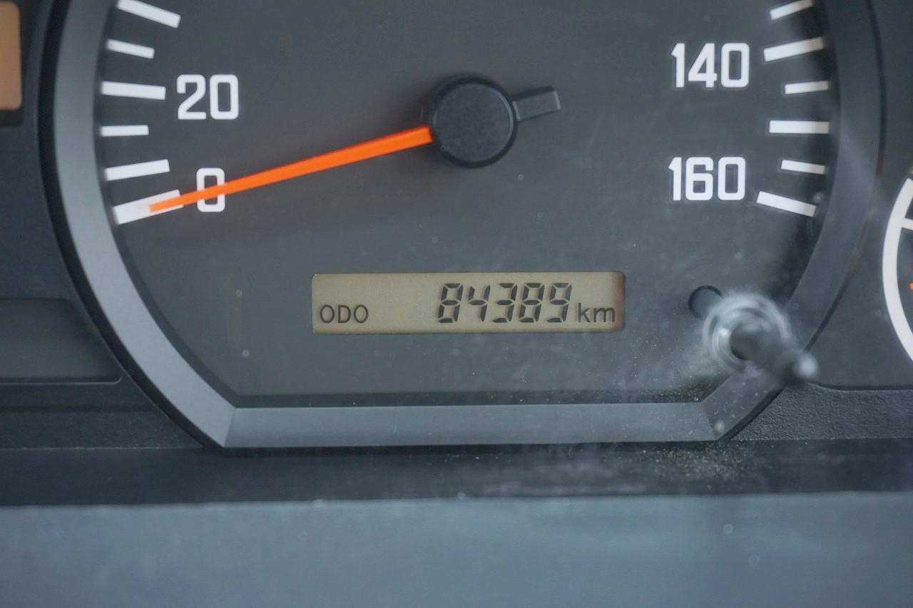 いすゞ エルフ TRG-NJR85A(2WD)の写真40