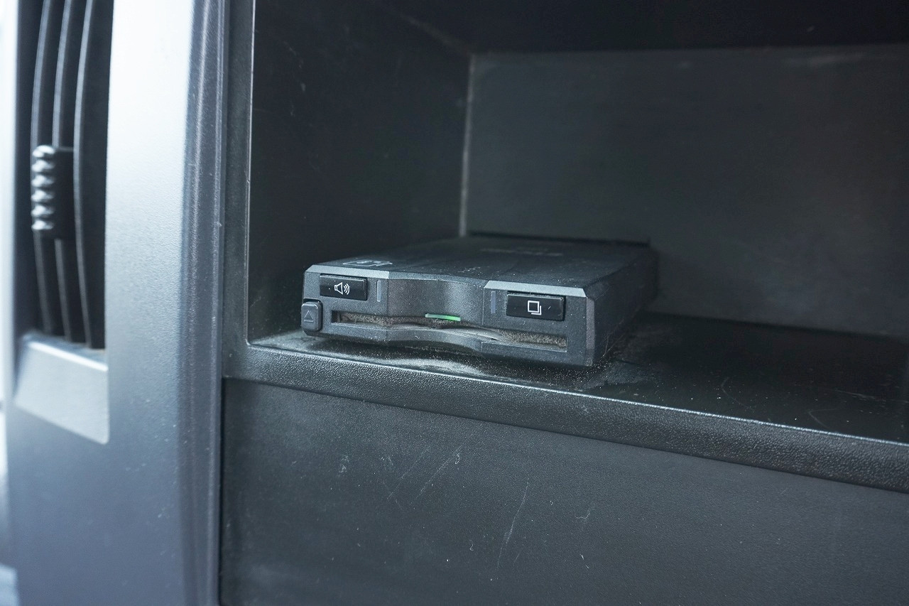 いすゞ エルフ TRG-NJR85A(2WD)の写真47