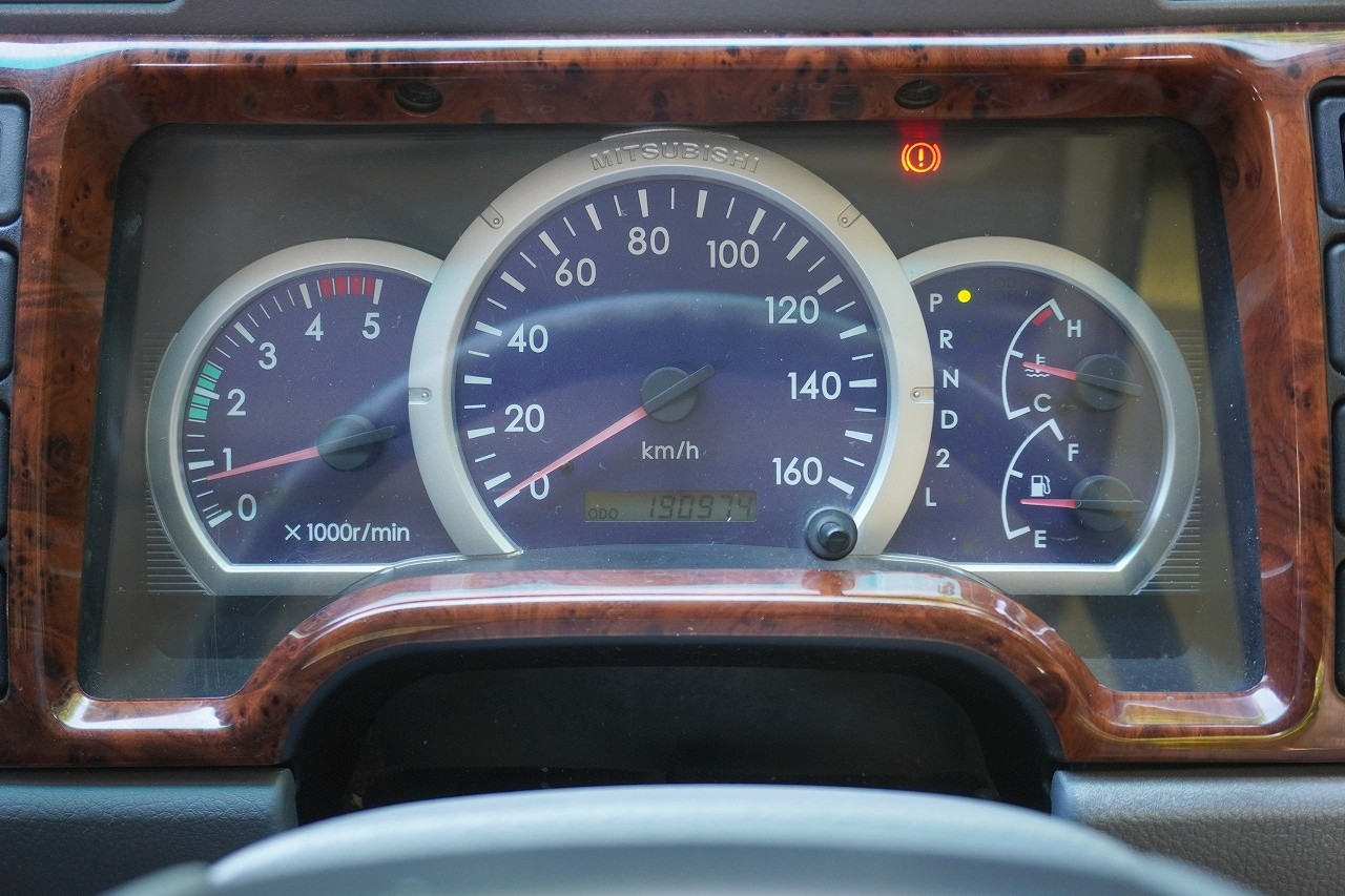 三菱 キャンターガッツ KK-FB70ABX(2WD)の写真4