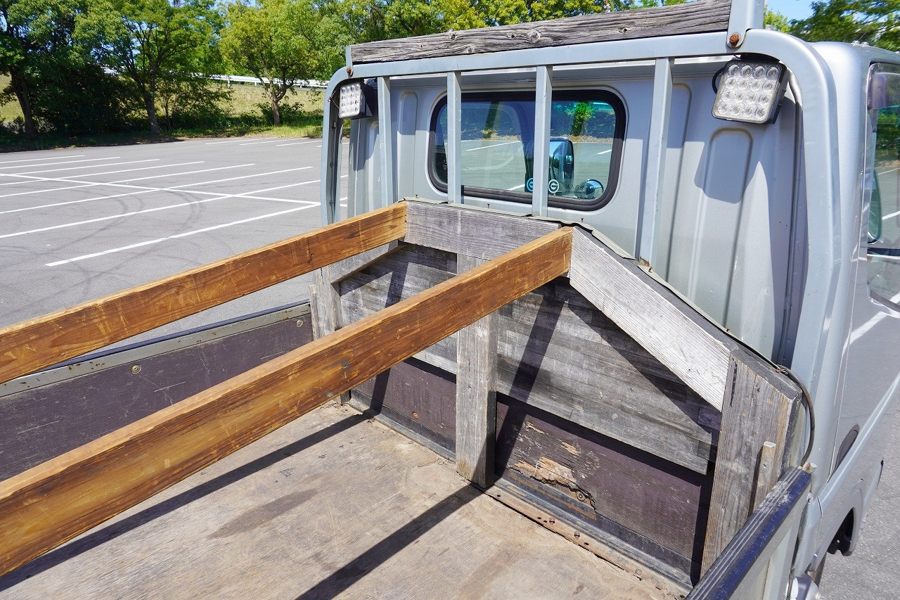 三菱 キャンターガッツ KK-FB70ABX(2WD)の写真22