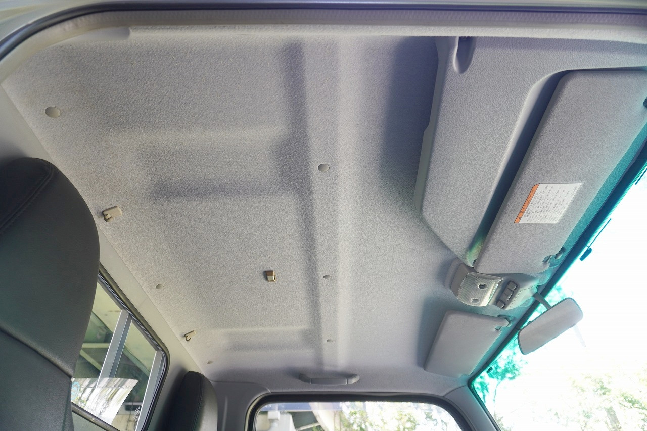 三菱 キャンターガッツ KK-FB70ABX(2WD)の写真47