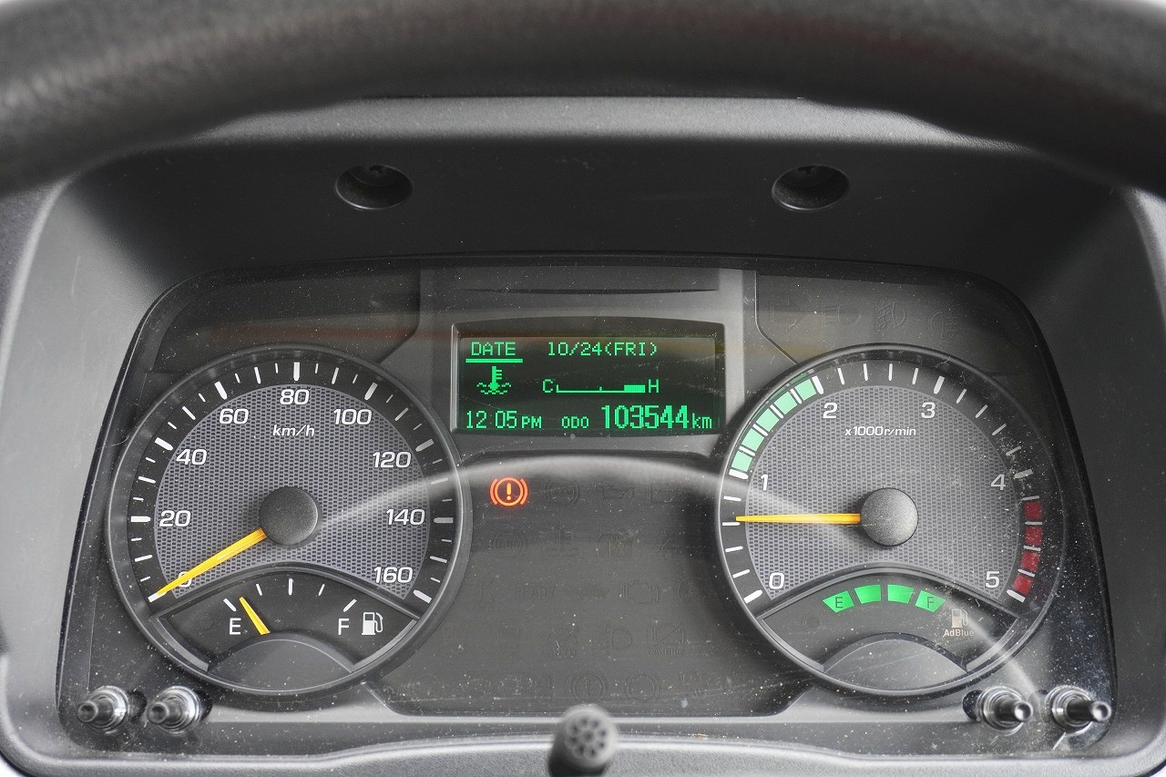 三菱 キャンター 2PG-FEAV0(2WD)の写真4