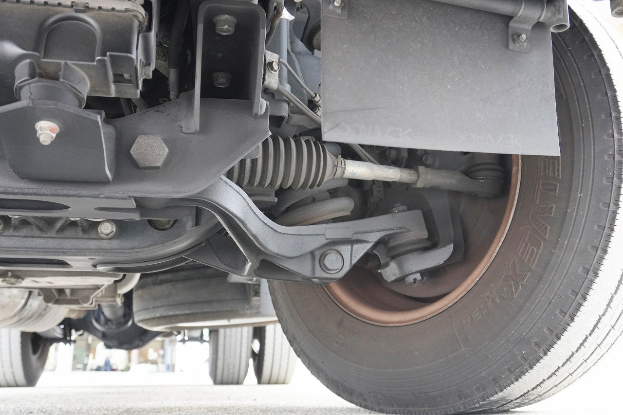 三菱 キャンター 2PG-FEAV0(2WD)の写真32