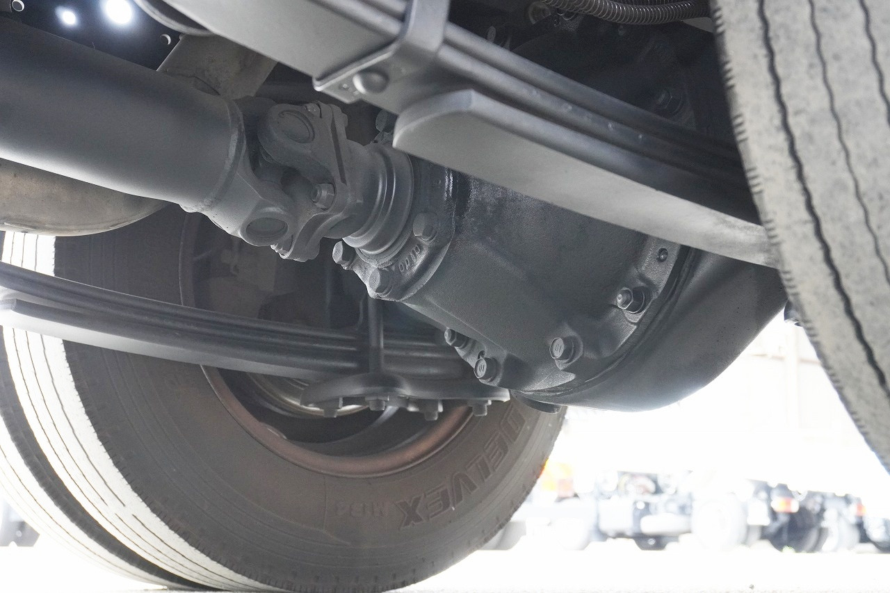 三菱 キャンター 2PG-FEAV0(2WD)の写真34