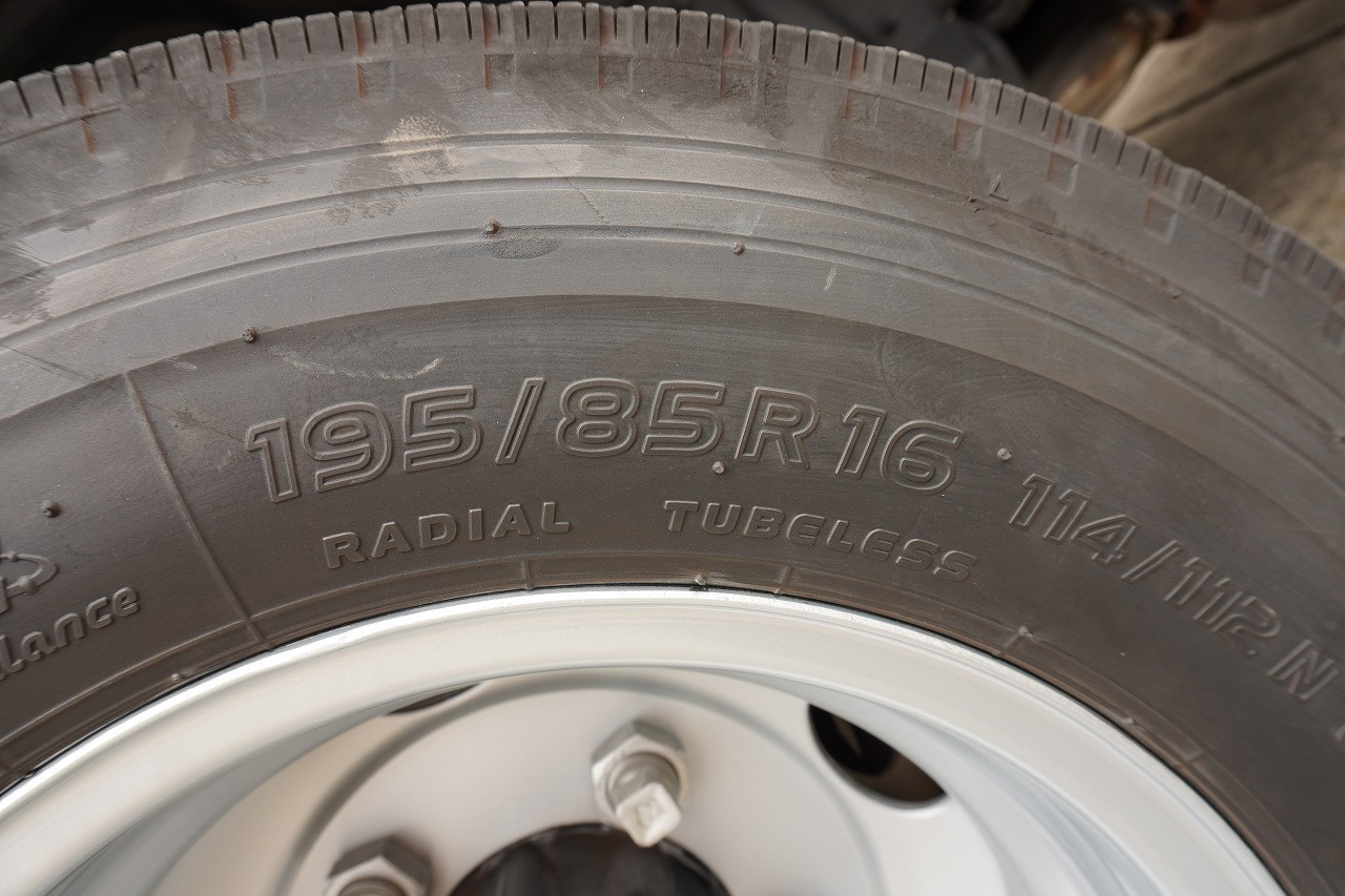 三菱 キャンター 2PG-FEAV0(2WD)の写真37