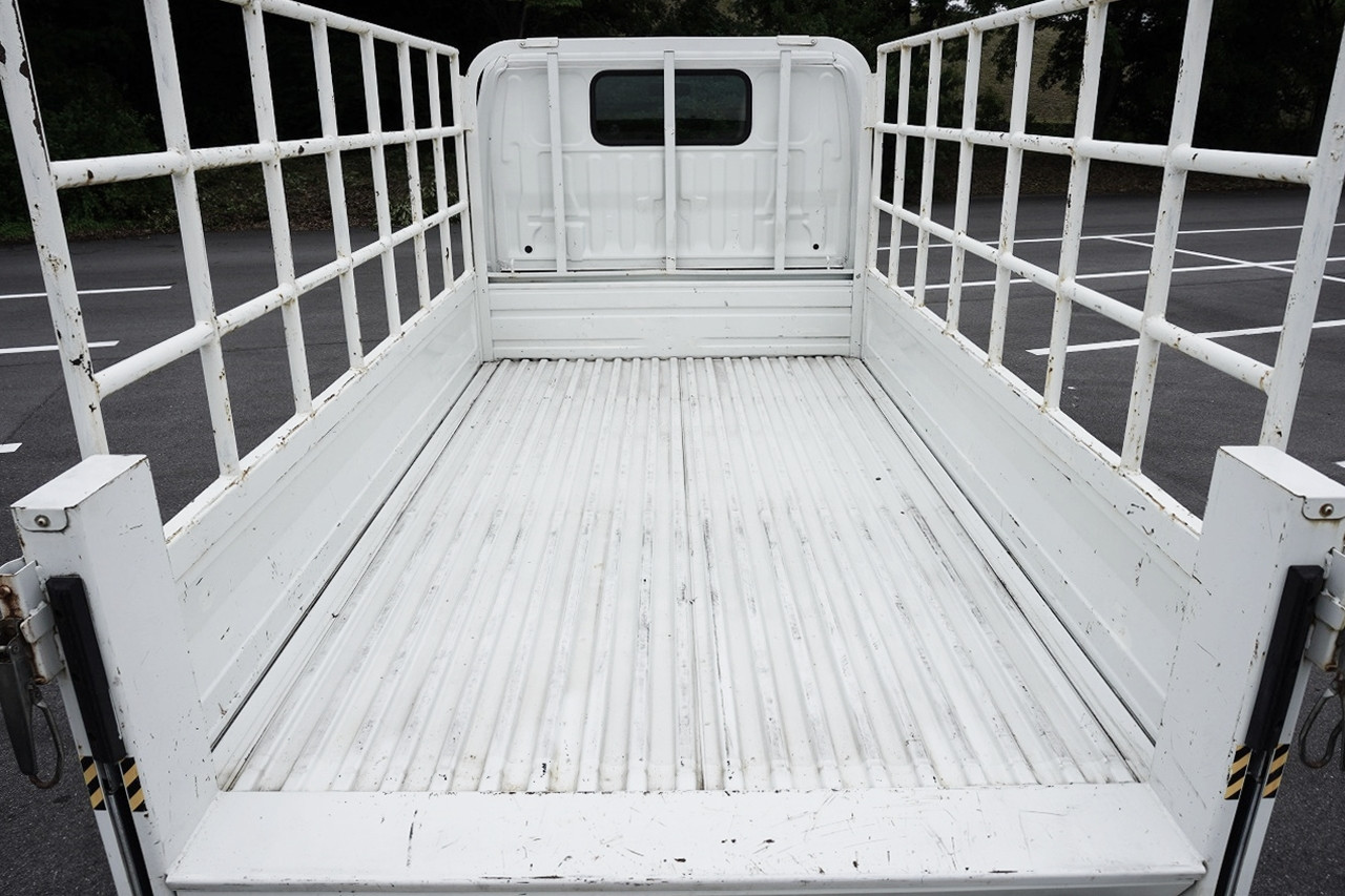 トヨタ ダイナ QDF-KDY221(2WD)の写真5