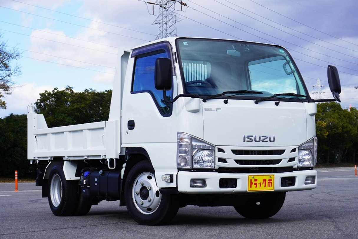 いすゞ エルフ 2RG-NKR88AD(2WD)の写真10