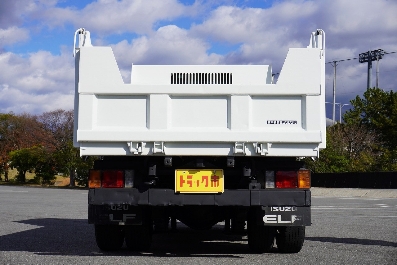 いすゞ エルフ 2RG-NKR88AD(2WD)の写真13