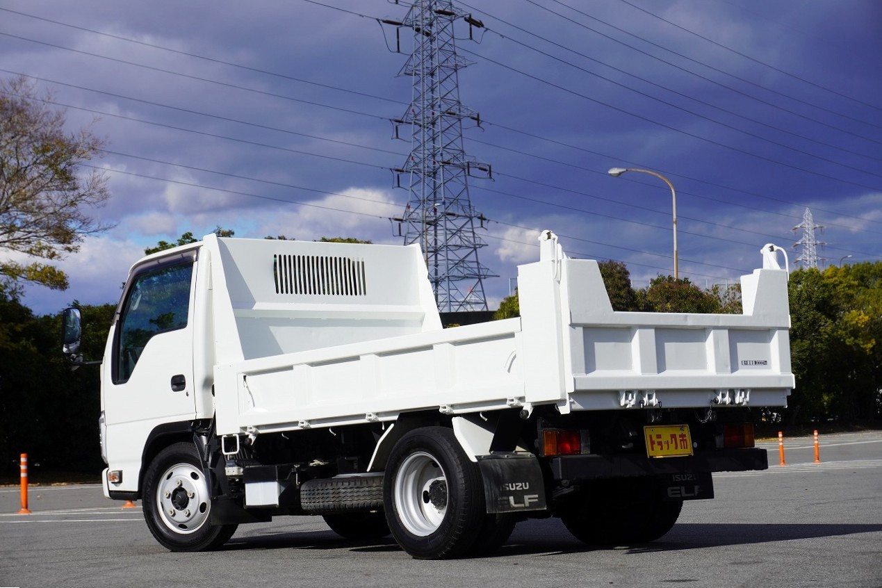 いすゞ エルフ 2RG-NKR88AD(2WD)の写真14