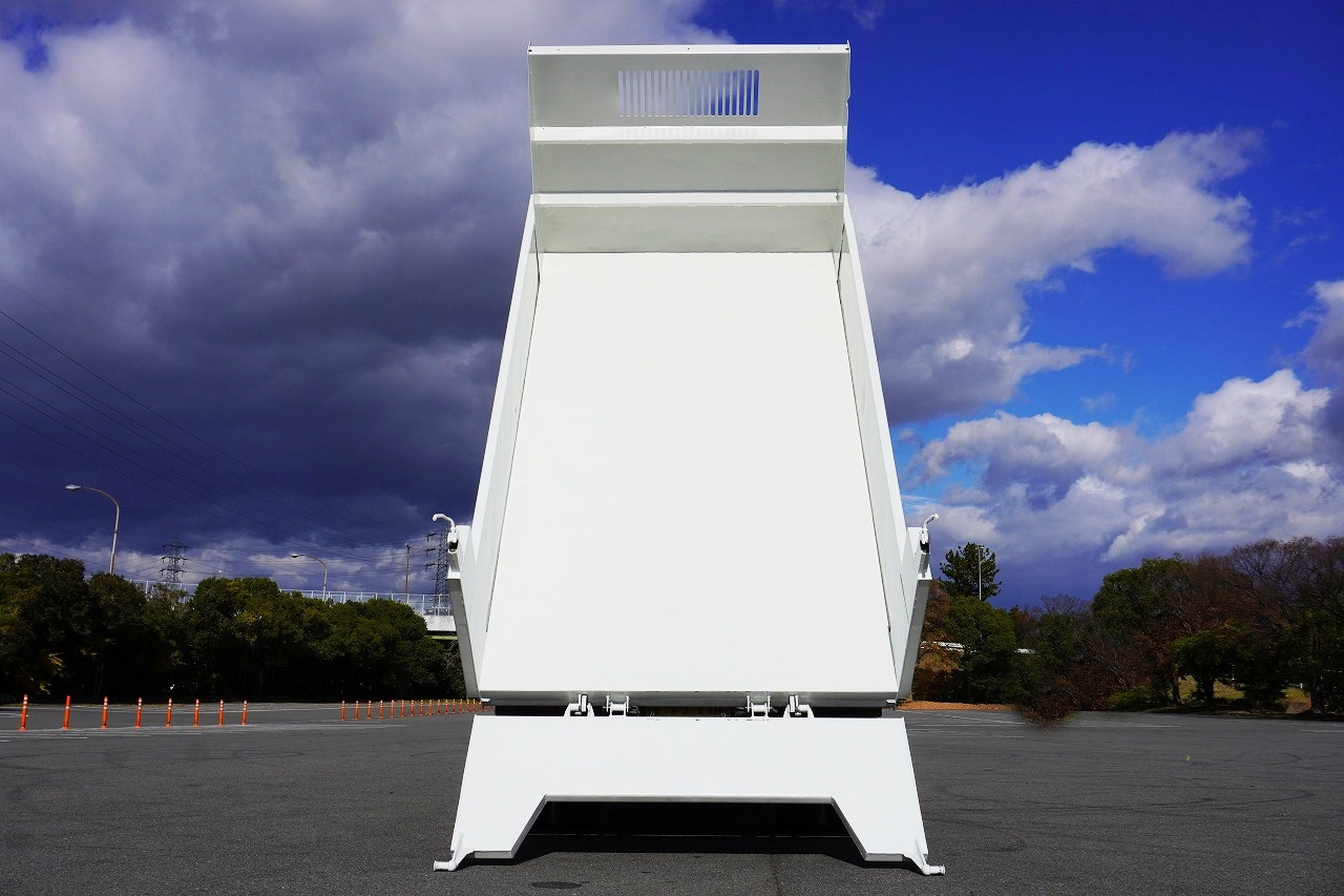 いすゞ エルフ 2RG-NKR88AD(2WD)の写真19