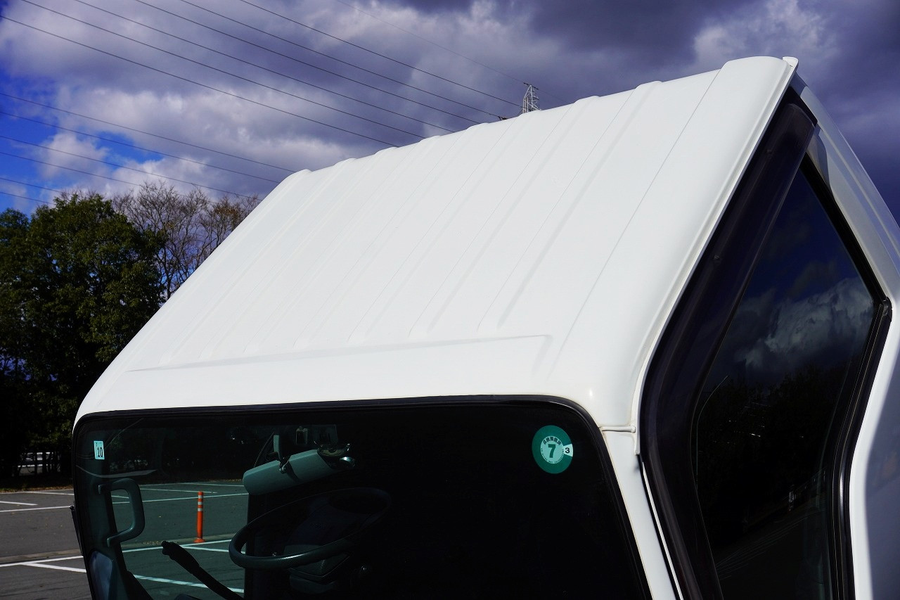 いすゞ エルフ 2RG-NKR88AD(2WD)の写真21