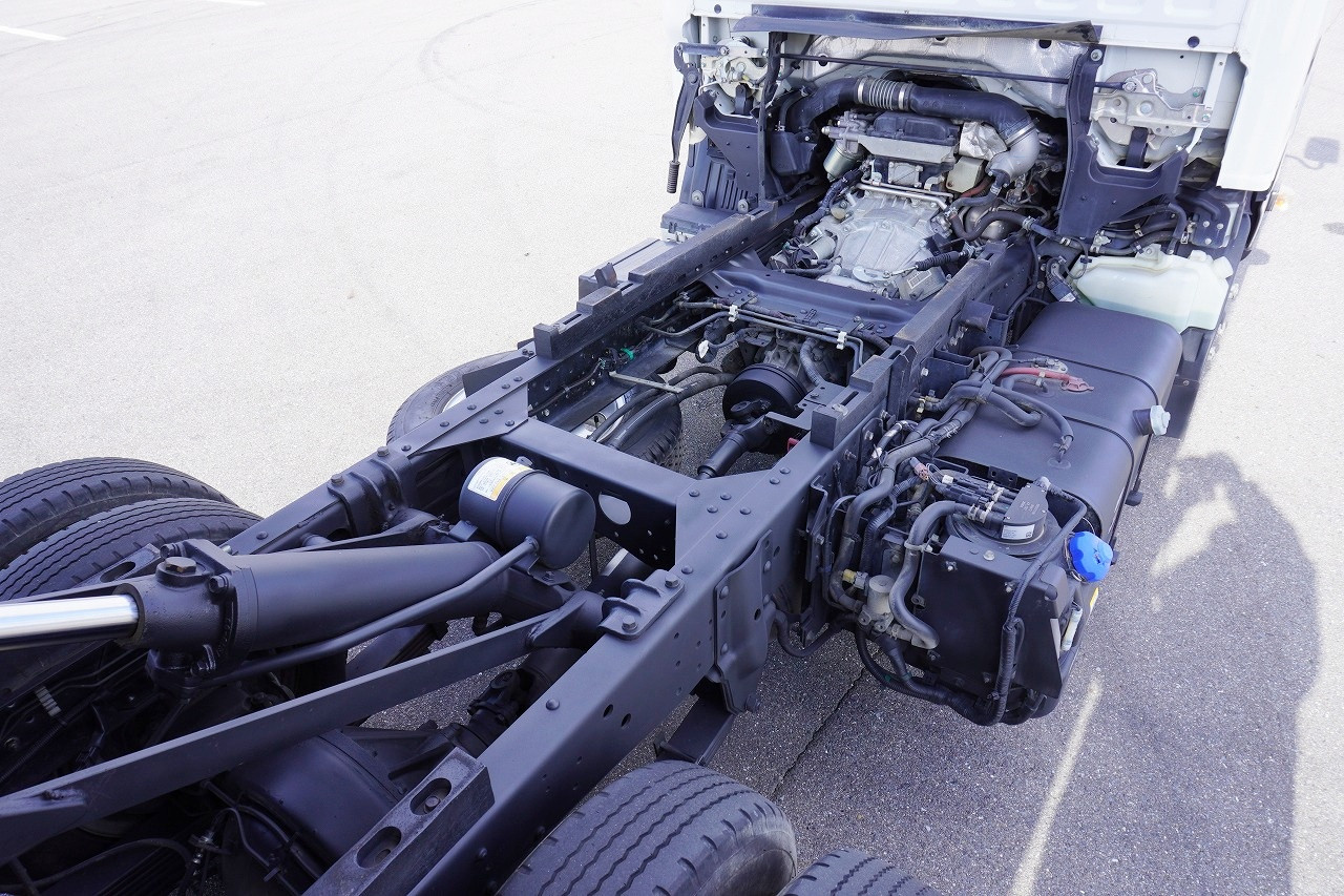 いすゞ エルフ 2RG-NKR88AD(2WD)の写真28