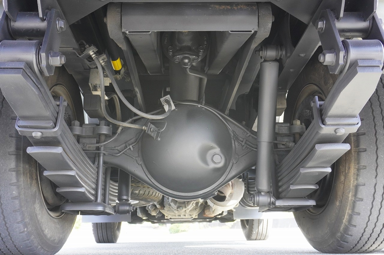 いすゞ エルフ 2RG-NKR88AD(2WD)の写真34