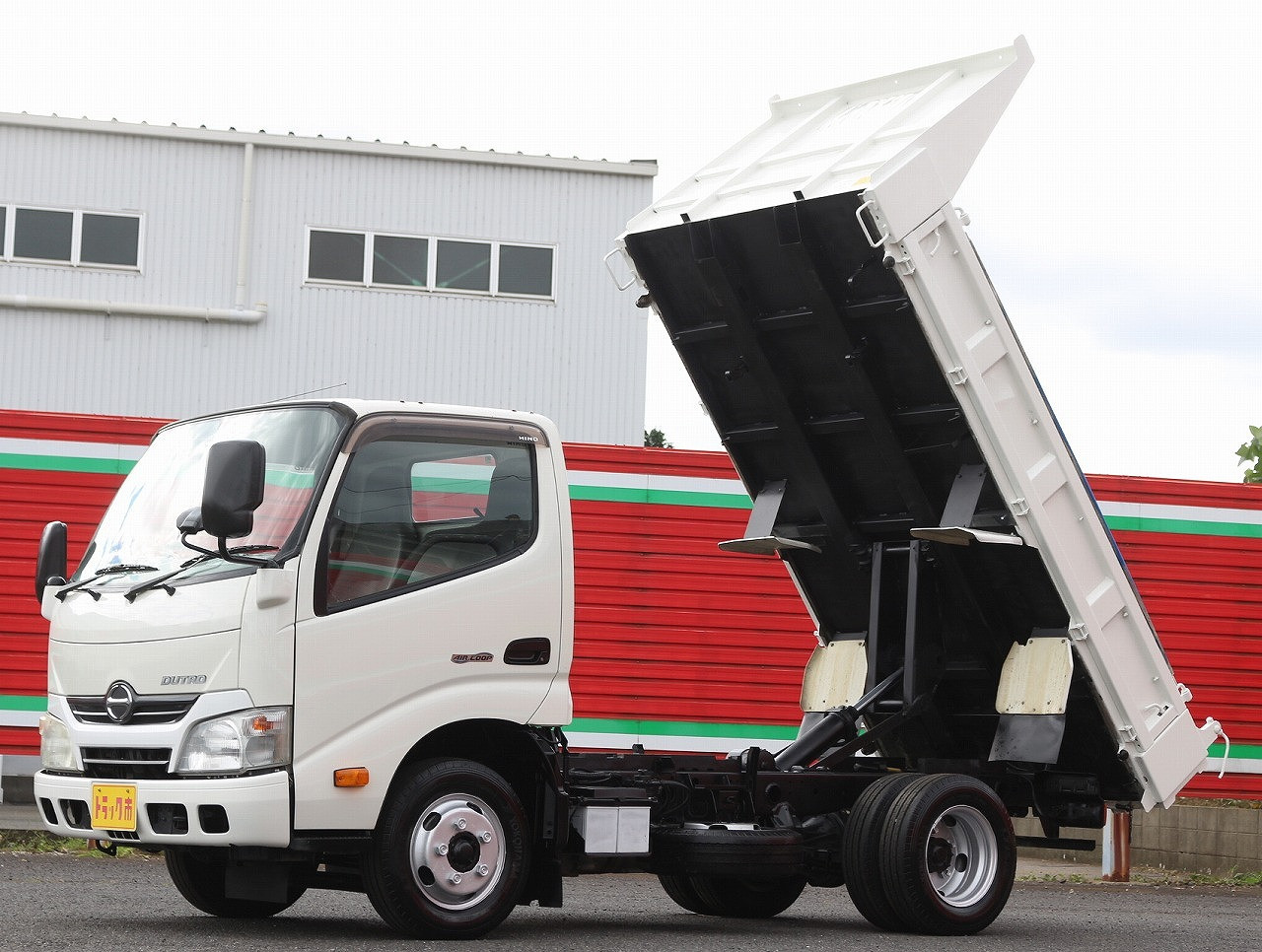 フロント|日野 デュトロ TKG-XZC610T(2WD)の写真1