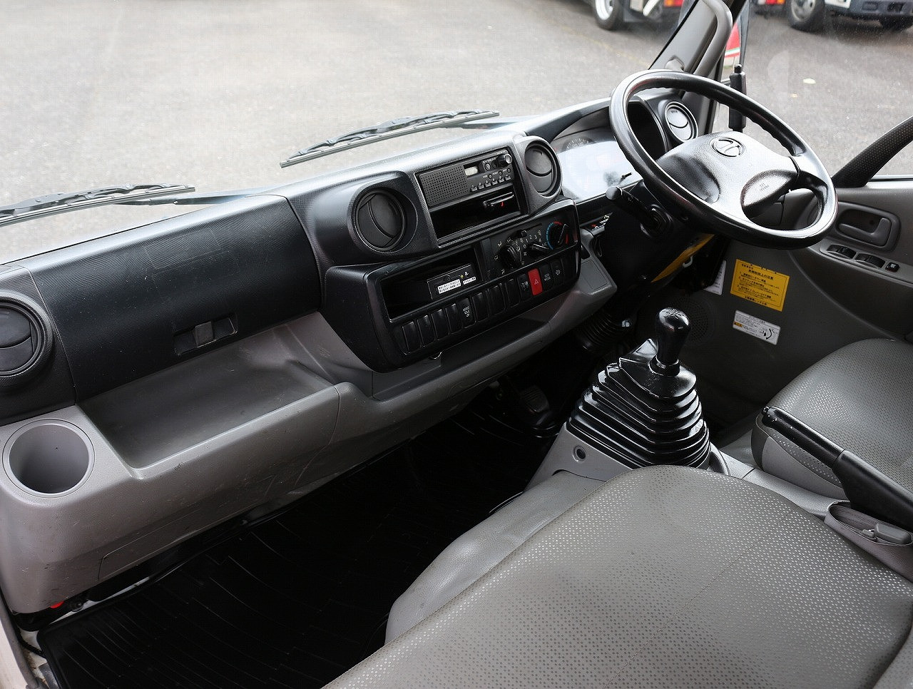 日野 デュトロ TKG-XZC610T(2WD)の写真31