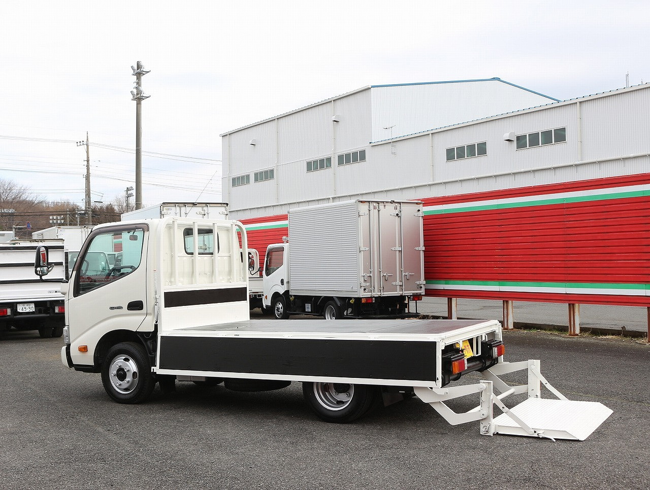 日野 デュトロ TKG-XZU605M(2WD)｜中古トラックなら【トラック市】