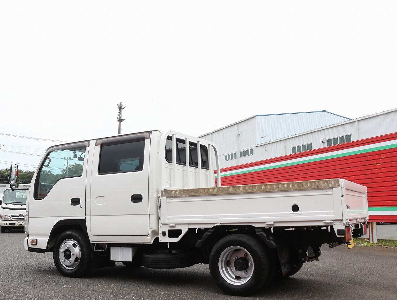 いすゞ エルフ TRG-NJR85A(2WD)の写真7