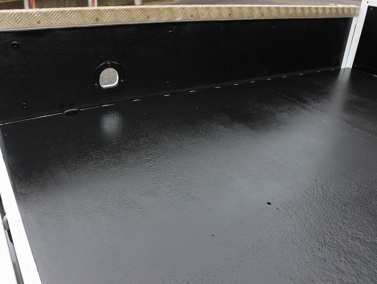 いすゞ エルフ TRG-NJR85A(2WD)の写真11