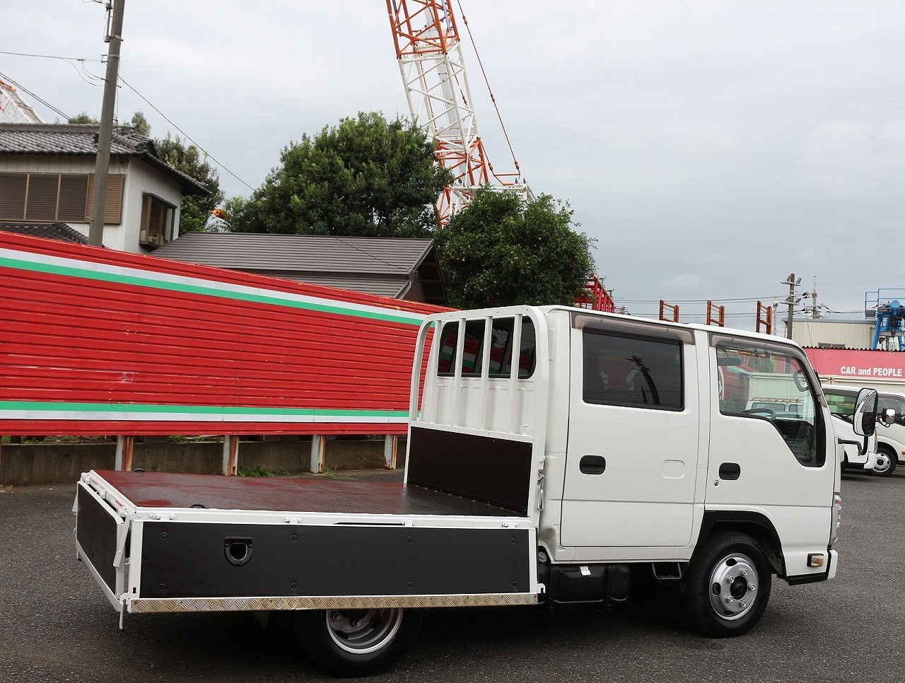 いすゞ エルフ TRG-NJR85A(2WD)の写真14