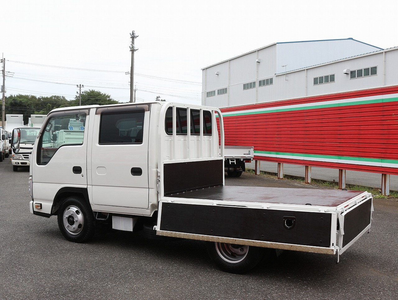 いすゞ エルフ TRG-NJR85A(2WD)の写真17