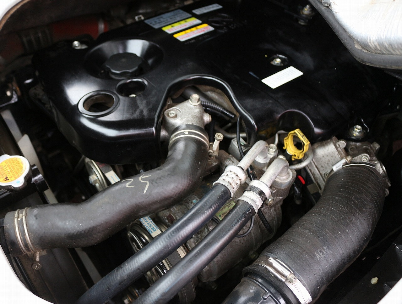 いすゞ エルフ TRG-NJR85A(2WD)の写真24