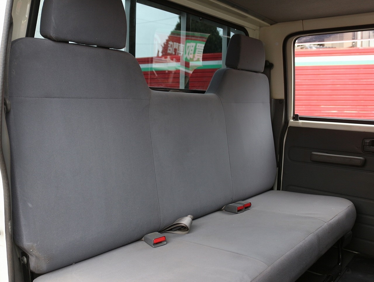 いすゞ エルフ TRG-NJR85A(2WD)の写真43